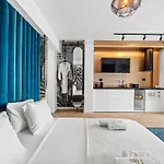5 Senses By Jorge In Infinity Pool & Năvodari