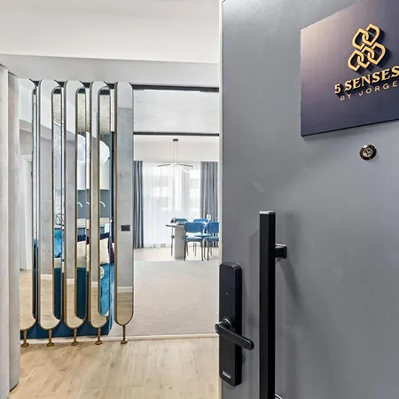 5 Senses By Jorge - Infinity Pool & Năvodari